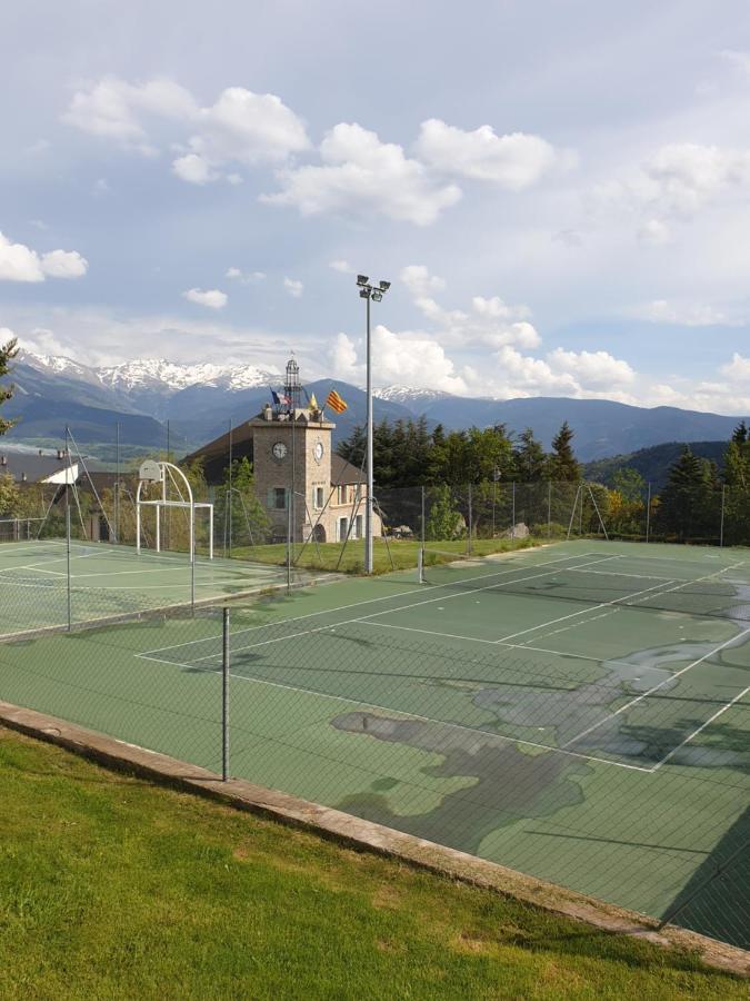 La Petite Chapelle Hotel Font-Romeu-Odeillo-Via Luaran gambar