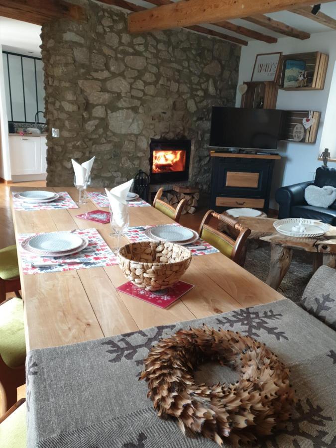 La Petite Chapelle Hotel Font-Romeu-Odeillo-Via Luaran gambar