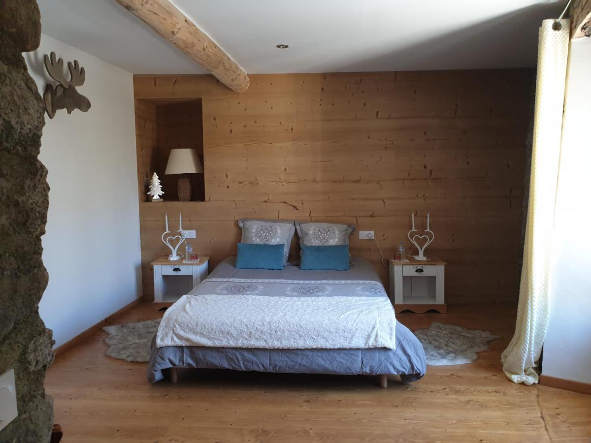 La Petite Chapelle Hotel Font-Romeu-Odeillo-Via Luaran gambar