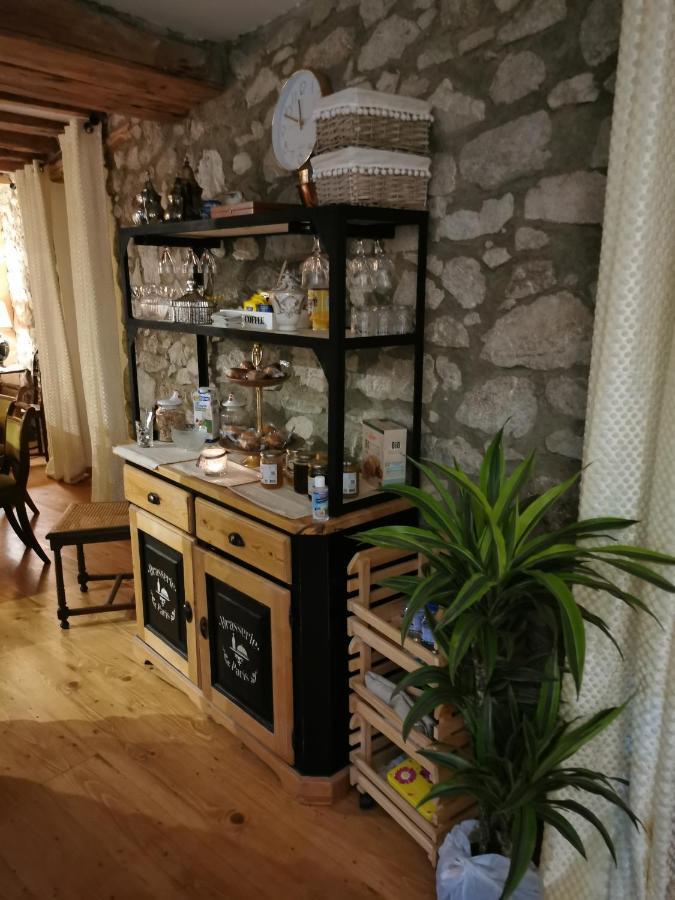 La Petite Chapelle Hotel Font-Romeu-Odeillo-Via Luaran gambar